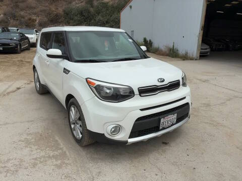2017 Kia Soul + FWD photo