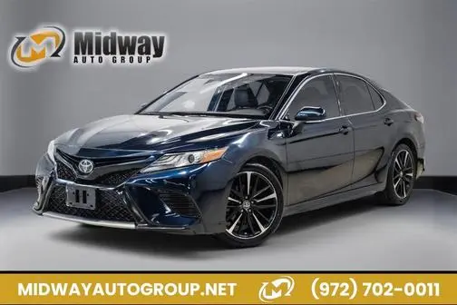 2019 Toyota Camry XSE FWD photo
