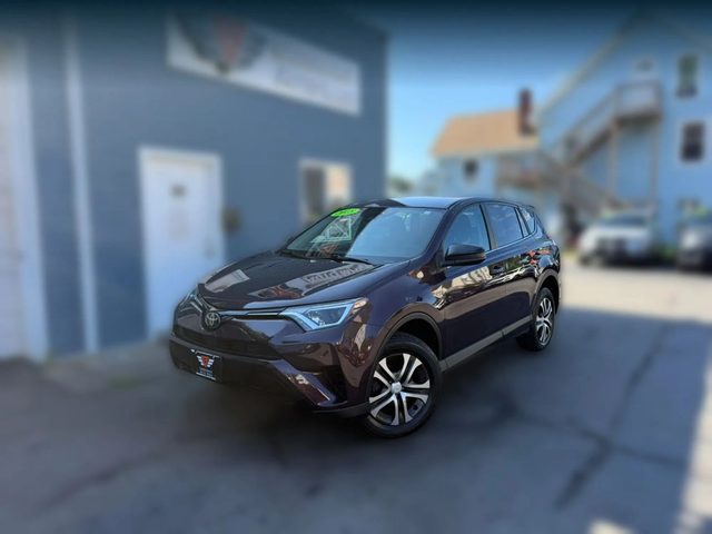2018 Toyota RAV4 LE AWD photo