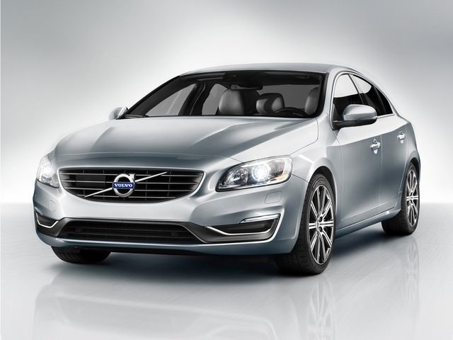 2015 Volvo S60 T5 Drive-E Platinum FWD photo