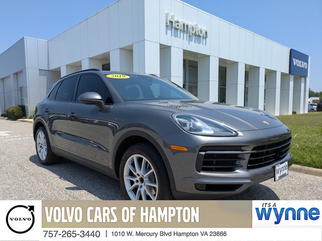 2019 Porsche Cayenne  AWD photo