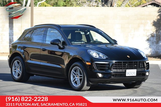 2018 Porsche Macan AWD photo