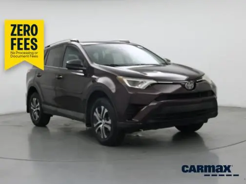 2018 Toyota RAV4 LE FWD photo
