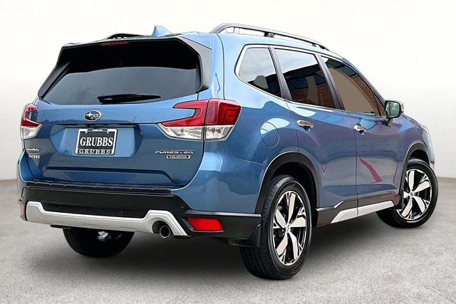2019 Subaru Forester Touring AWD photo