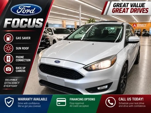 2017 Ford Focus SEL FWD photo