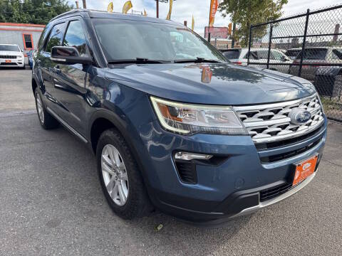 2018 Ford Explorer XLT 4WD photo