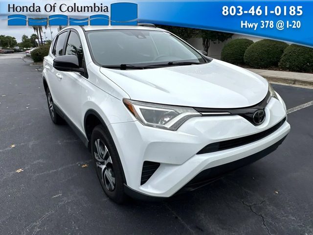 2018 Toyota RAV4 LE FWD photo