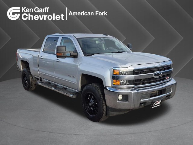 2019 Chevrolet Silverado 3500HD LT 4WD photo