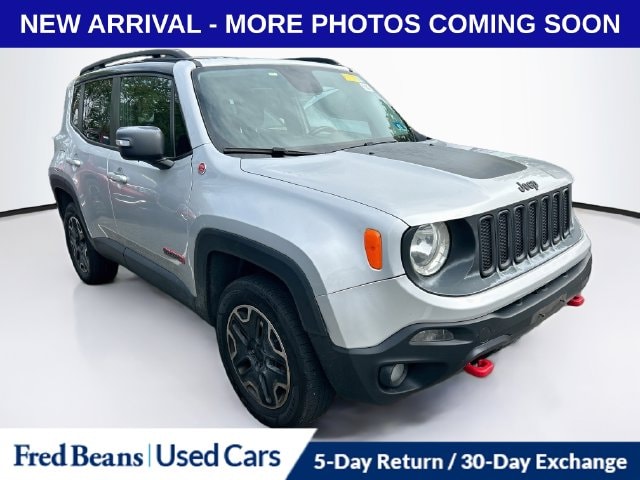 2016 Jeep Renegade Trailhawk 4WD photo