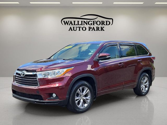 2015 Toyota Highlander LE Plus AWD photo