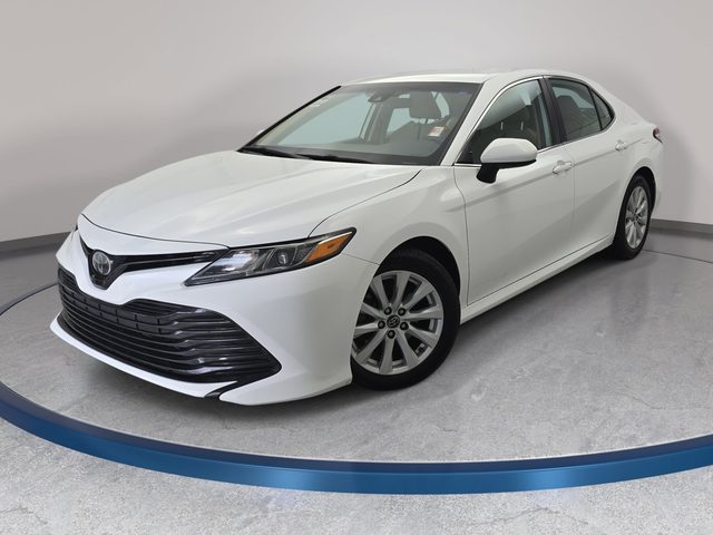 2019 Toyota Camry LE FWD photo