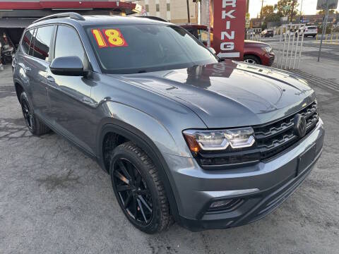 2018 Volkswagen Atlas 2.0T SE FWD photo