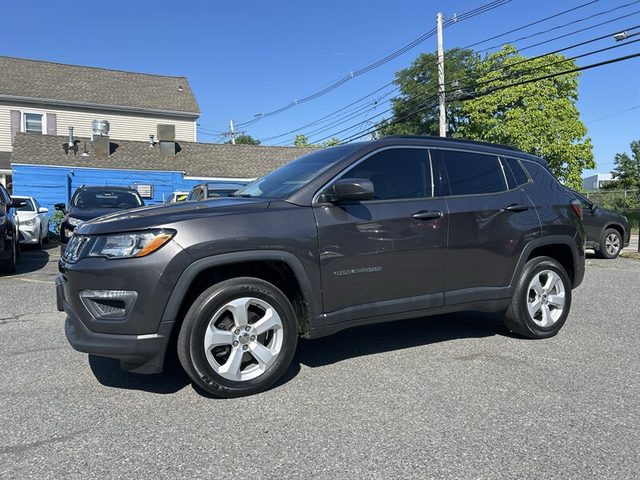 2019 Jeep Compass Latitude 4WD photo