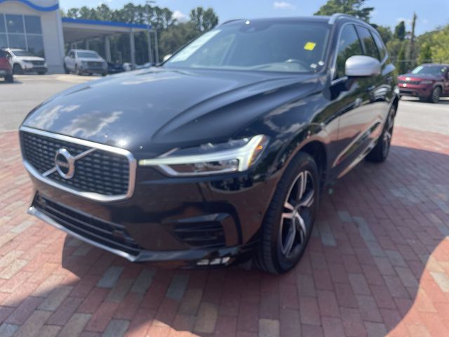 2019 Volvo XC60 R-Design FWD photo