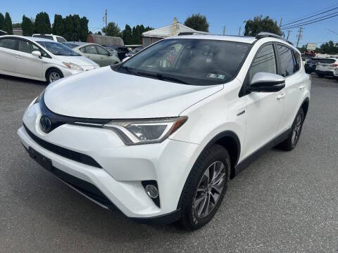 2018 Toyota RAV4 Hybrid XLE AWD photo