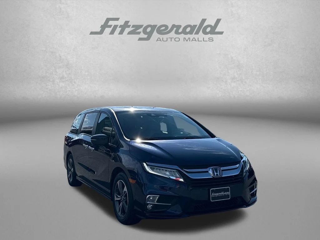 2019 Honda Odyssey Touring FWD photo