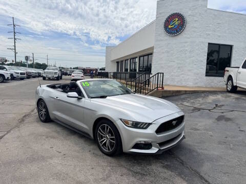 2016 Ford Mustang EcoBoost Premium RWD photo