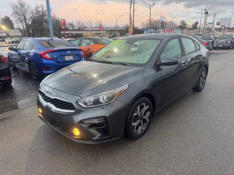 2019 Kia Forte LXS FWD photo