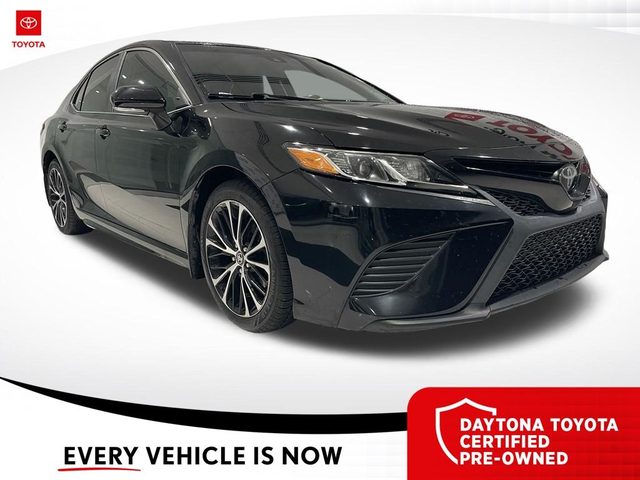 2019 Toyota Camry SE FWD photo