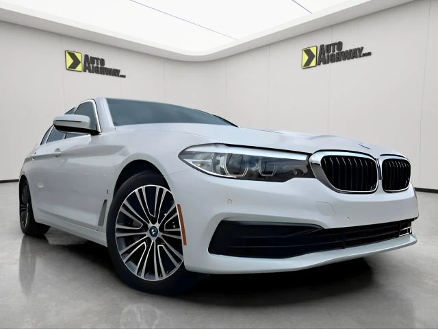 2019 BMW 5 Series 530e iPerformance RWD photo