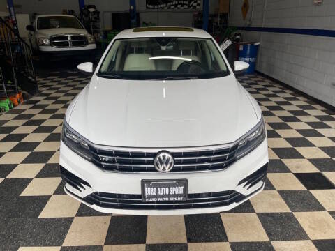 2019 Volkswagen Passat 2.0T SE R-Line FWD photo