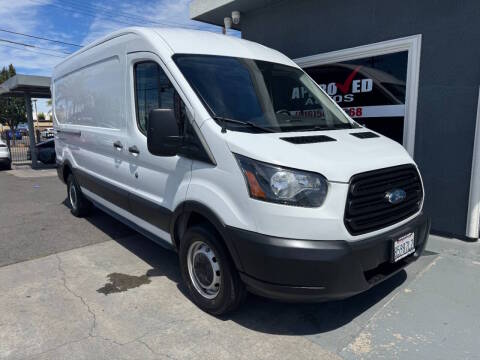 2019 Ford Transit Van RWD photo