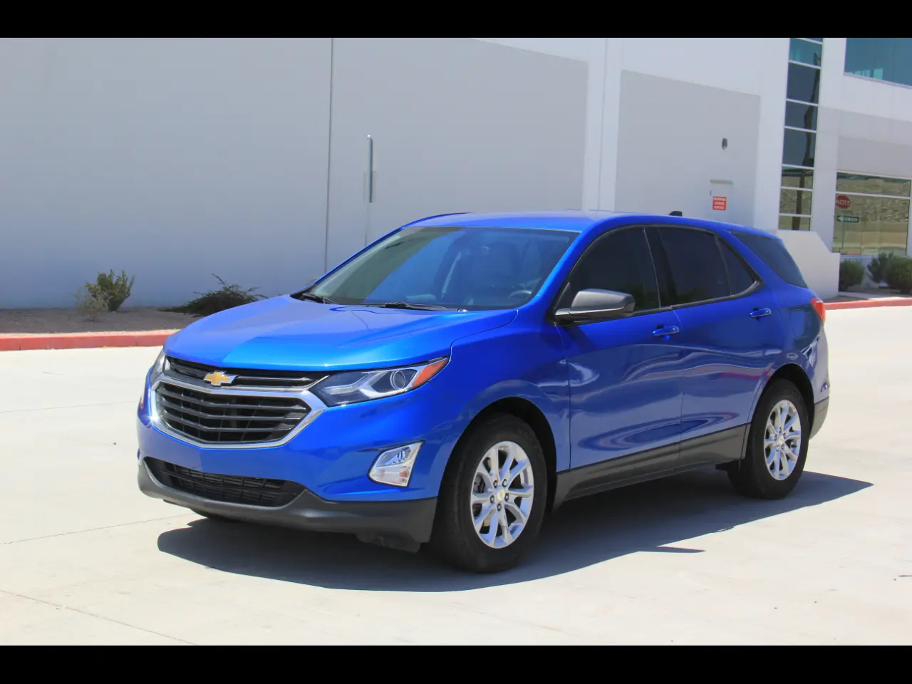 2019 Chevrolet Equinox LS FWD photo