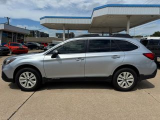 2019 Subaru Outback Premium AWD photo