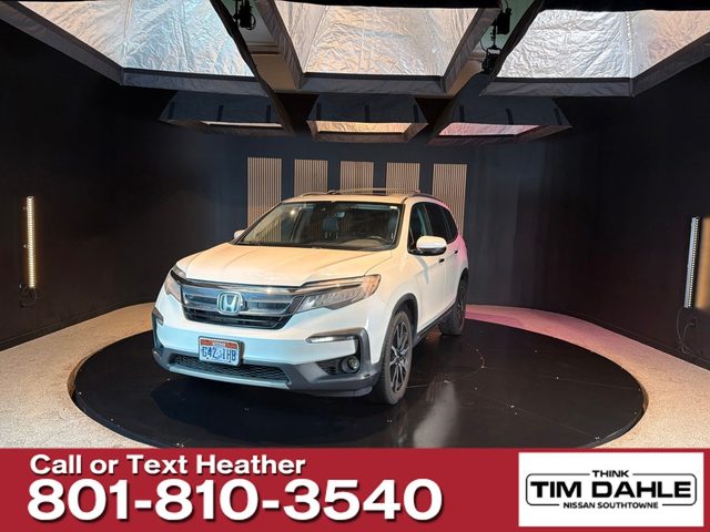 2019 Honda Pilot Touring 7-Passenger FWD photo