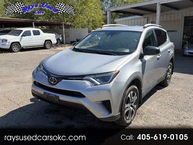 2018 Toyota RAV4 LE AWD photo