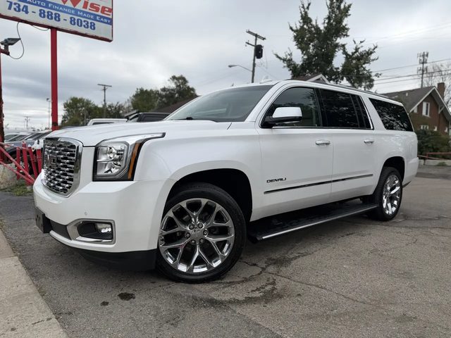 2019 GMC Yukon XL Denali 4WD photo