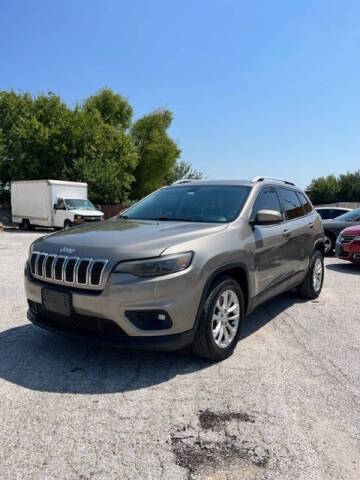 2019 Jeep Cherokee Latitude FWD photo