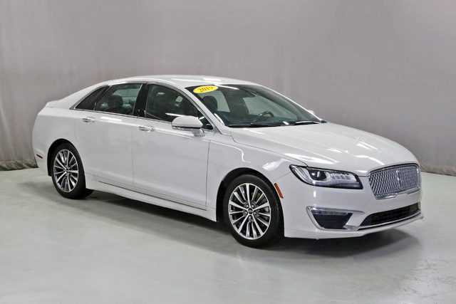 2019 Lincoln MKZ Hybrid Standard FWD photo