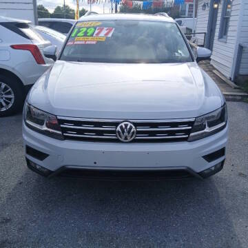 2018 Volkswagen Tiguan SEL AWD photo