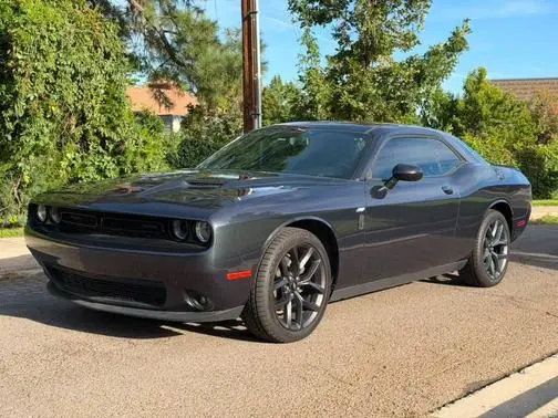 2019 Dodge Challenger SXT RWD photo
