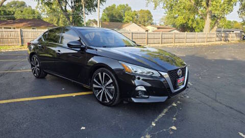 2019 Nissan Altima 2.5 Platinum FWD photo