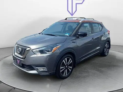 2018 Nissan Kicks SR FWD photo