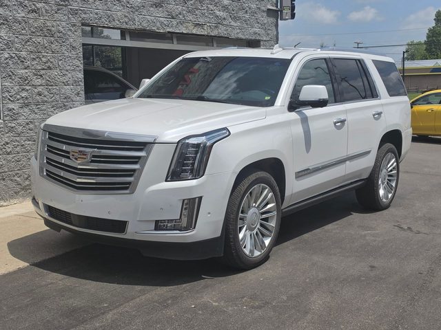 2019 Cadillac Escalade Platinum 4WD photo