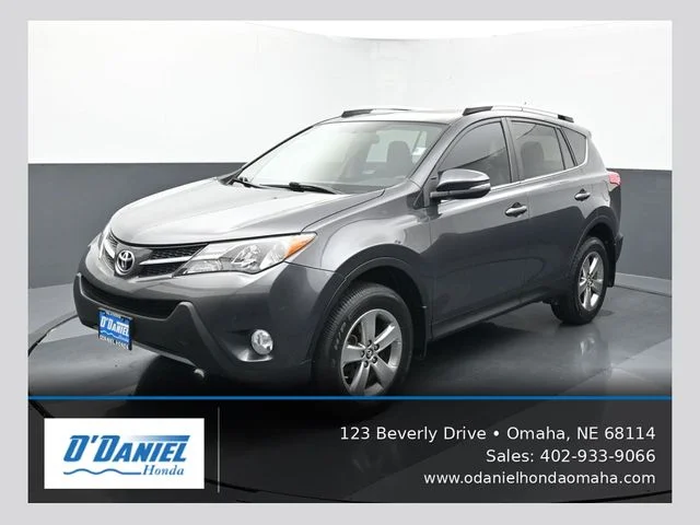2015 Toyota RAV4 XLE AWD photo