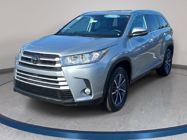 2019 Toyota Highlander XLE FWD photo