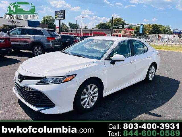 2019 Toyota Camry LE FWD photo