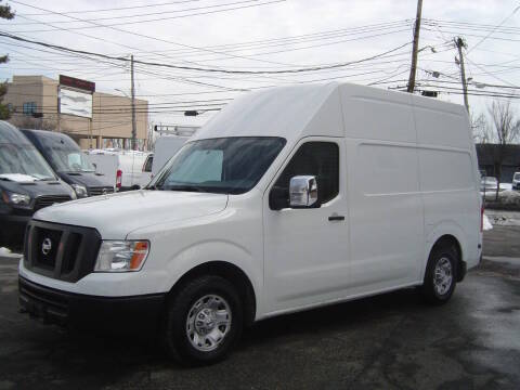 2018 Nissan NV Cargo SV RWD photo