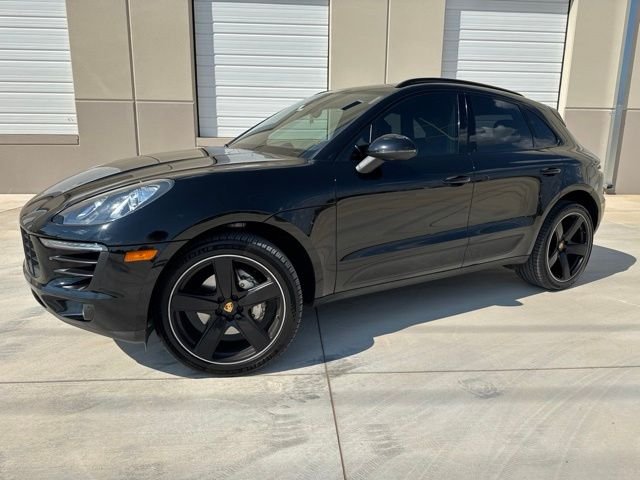 2018 Porsche Macan S AWD photo