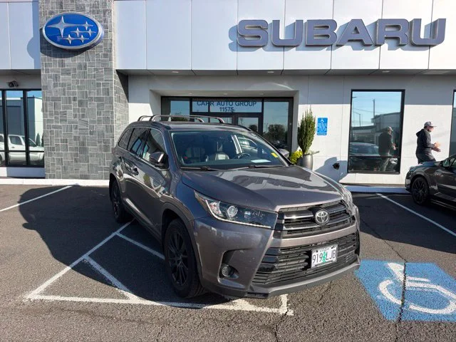 2019 Toyota Highlander SE AWD photo