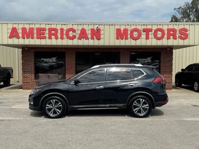 2017 Nissan Rogue SL FWD photo