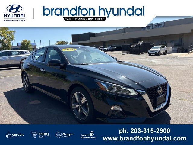 2019 Nissan Altima 2.5 SV FWD photo