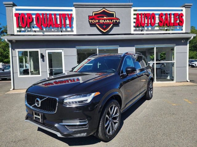 2019 Volvo XC90 Momentum AWD photo