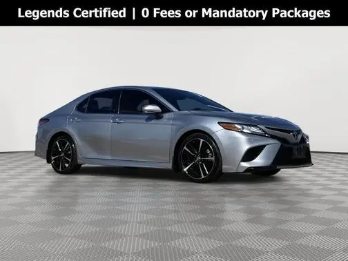 2018 Toyota Camry XSE FWD photo
