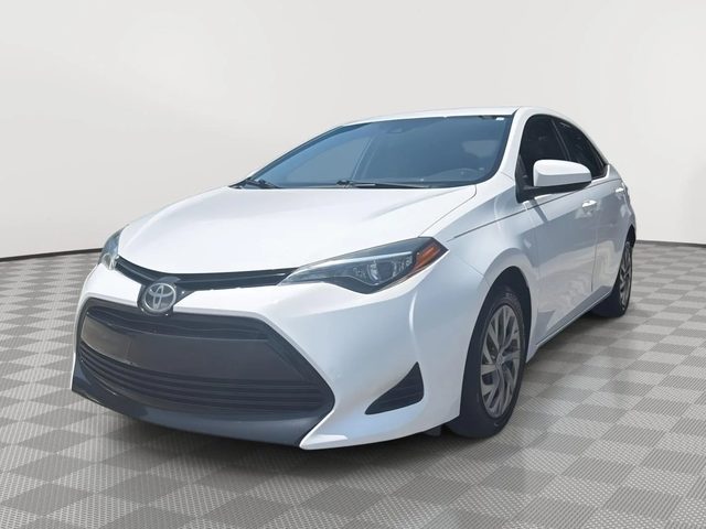 2019 Toyota Corolla LE FWD photo