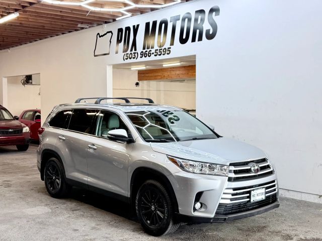 2019 Toyota Highlander XLE AWD photo